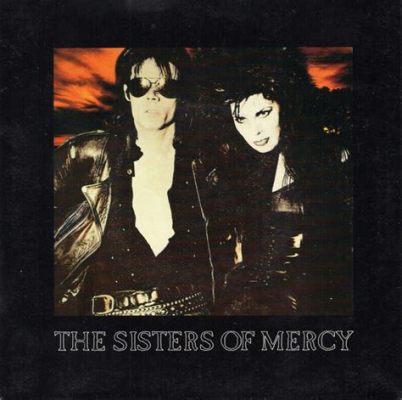 The Sisters of Mercy - This Corrosion;  Eine düstere Ode an die Vergänglichkeit, durchzogen von melancholischen Synthesizern und kraftvollen Gitarrenriffs.